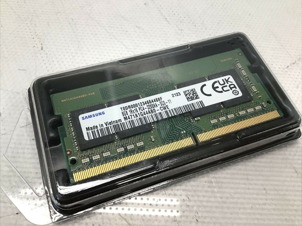 Samsung DDR4 SODIMM Memory - RAM (8 GB)